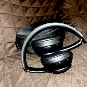 Solo 3 beats noise cancellation